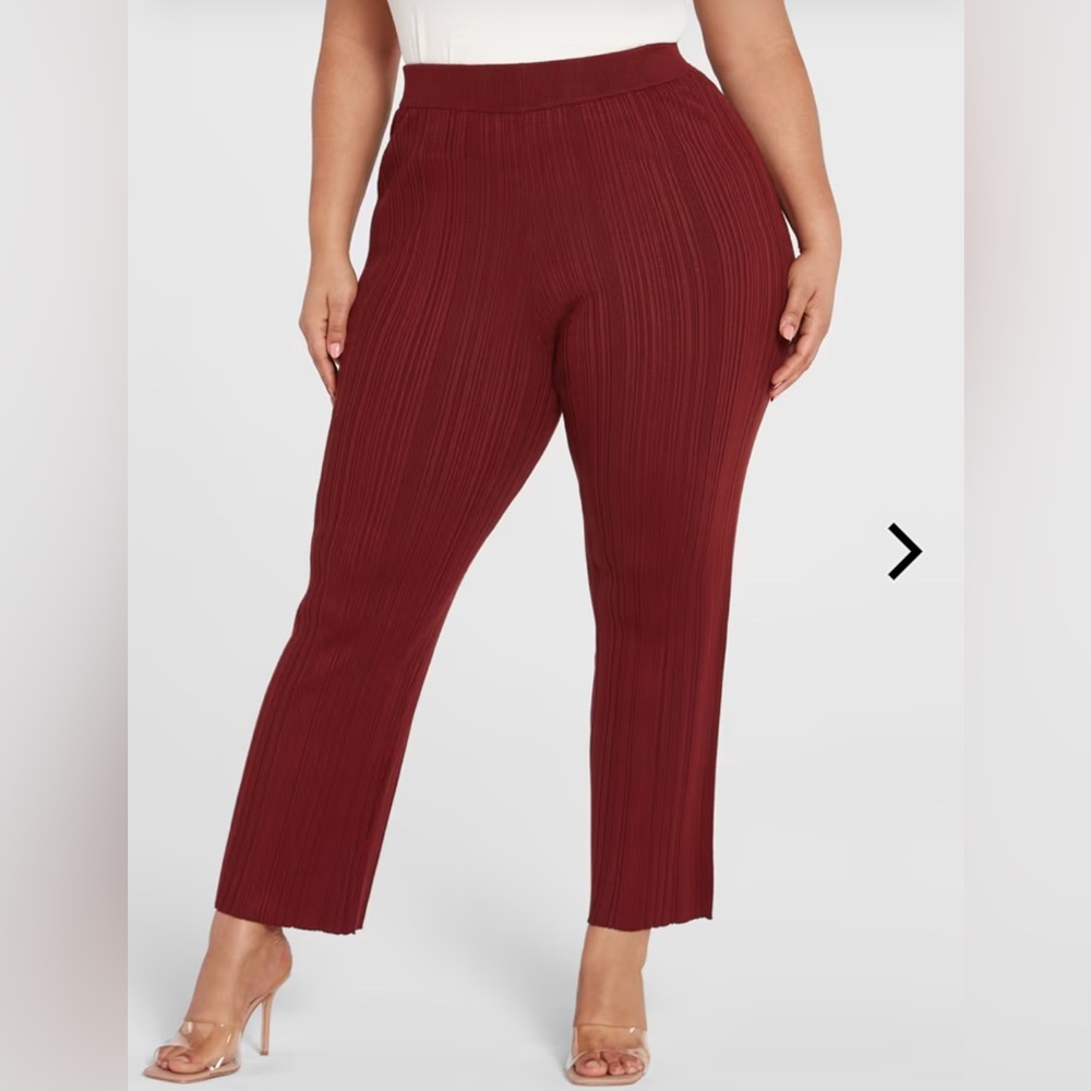 Ribbed knit lounge pants. 4x. Fashion to Figure.